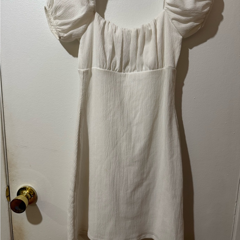 Stylish White Puff Sleeve Dress